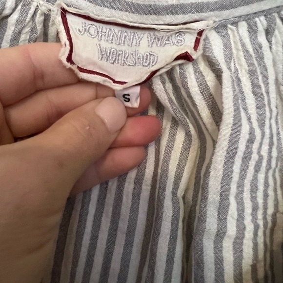 Johnny Was Artemis Embroidered Top size Small - Picture 5 of 5